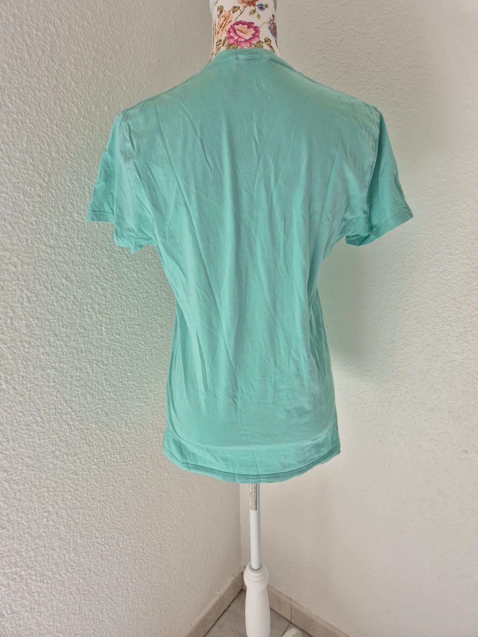T-shirt Pepe Jeans London verde-água Slim Fit gola V – Tamanho P – 95 % algodão – photo 4